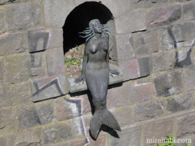 人魚の像