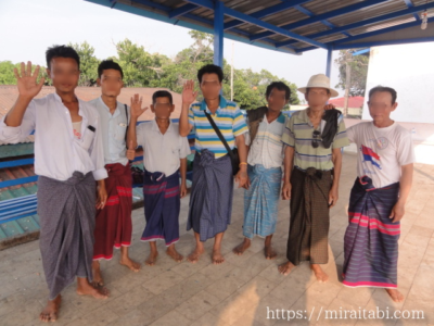ミャンマーの人々